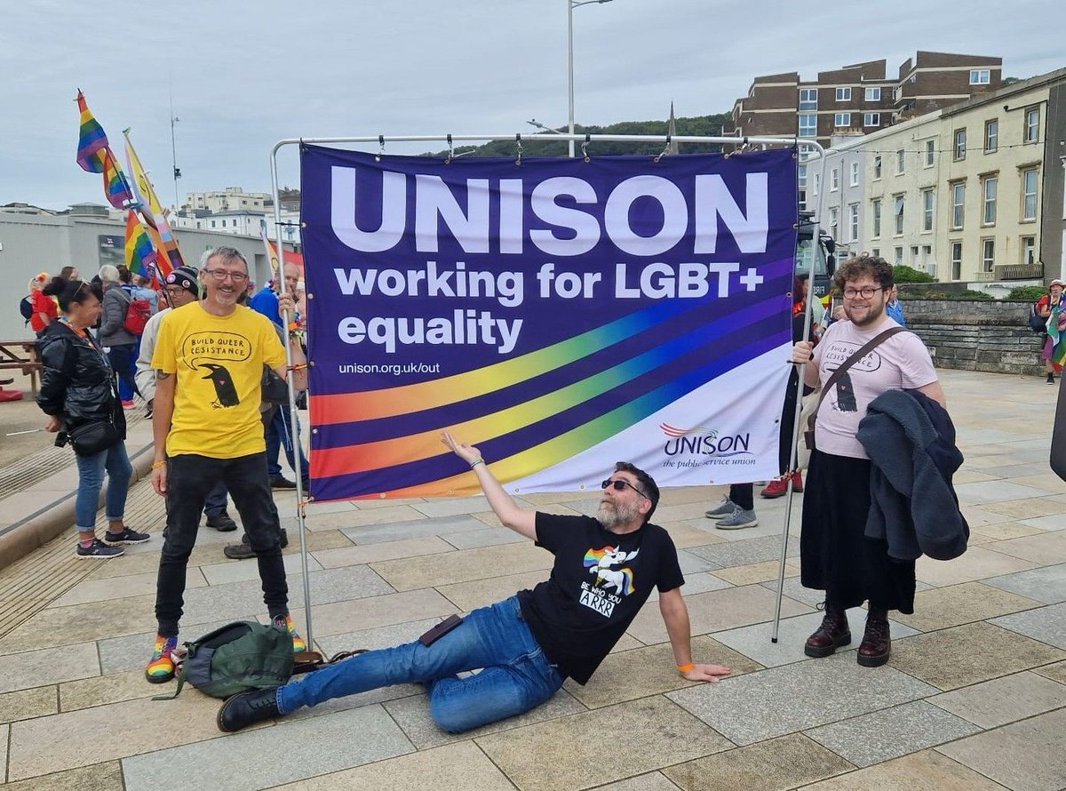 UNISONSW's tweet image. We’re proud to be out and celebrating Pride events across the region this summer ☀️🏳️‍🌈🏳️‍⚧️

Here's a nice long list of all of the Pride events happening across the South West 👇🏼
unsn.uk/3WP4BsX