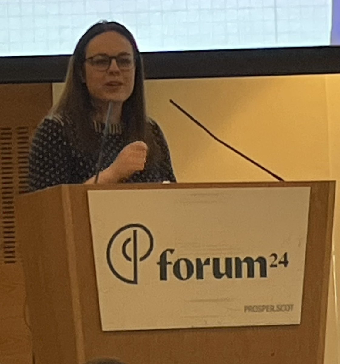 Deputy First Minister @_KateForbes starts @ProsperScot #Prosperforum24 annual conference @EdinburghUni - jobs and investment needed to achieve decarbonisation and for public services - entrepreneurship needed for economic growth