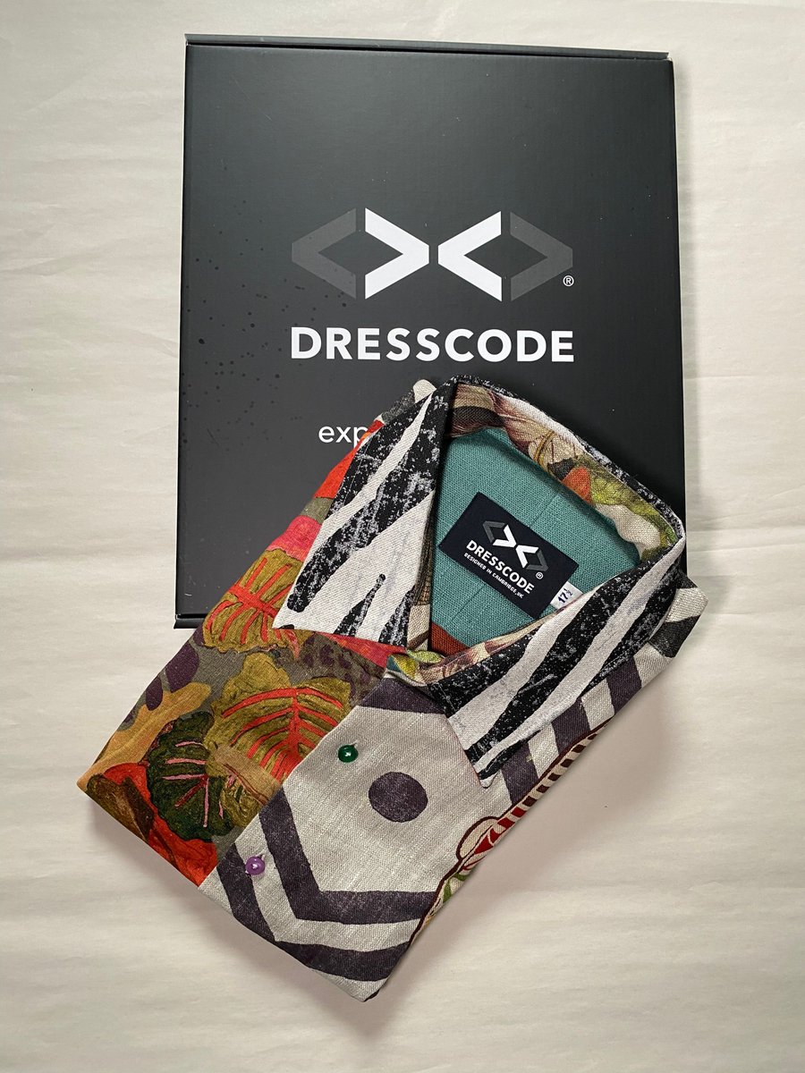 dresscodeshirts's tweet image. 🤓  We have to pinch ourselves every time this happens, o0ur shirts on TV ❤️ thank you @Coffee_Fueled on Channel 5 news wearing a ReCode shirt. 👔  Thank you James, brilliant to see you sharing your expertise on TV. ❤️  

#DressCode #DressCodeShirts #ReCode #GeekLuxe #BestShirts