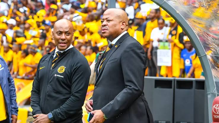 Molefi Ntseki parted ways with Kaizer Chiefs last year October... The Management had about 7 months to prepare to get in a coach for next season... 7 MONTHS... Don't mess this up Fellas We are all watching just to see how serious you are about fixing your mess #DStvPrem