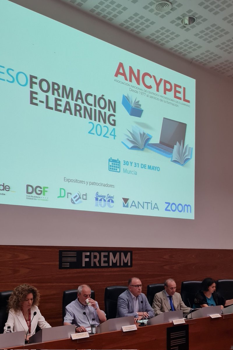 AformaE tweet media