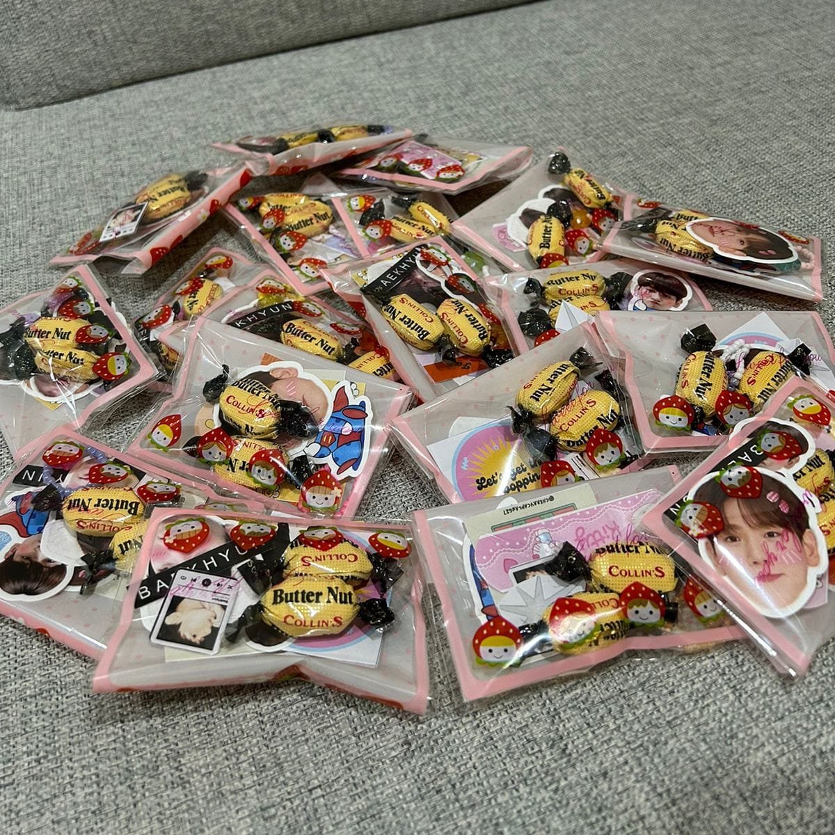 cherrycaplang27's tweet photo. 🌟Freebies Baekhyun Lonsdaleite in Jakarta🌟
by @cherrycaplang27

📍Ice BSD
🗓️ 1 Juni 2024
⏰ TBA

🙋🏼‍♀️ find us and say “hi”
🍬 kindly tag us if u get it
🍧 limited qty

help rt and like 💞👍

see u at the venue 🍬🍬🍬

#Baekhyun
#Lonsdaleiteinjkt https://t.co/u8vQWP8bKc