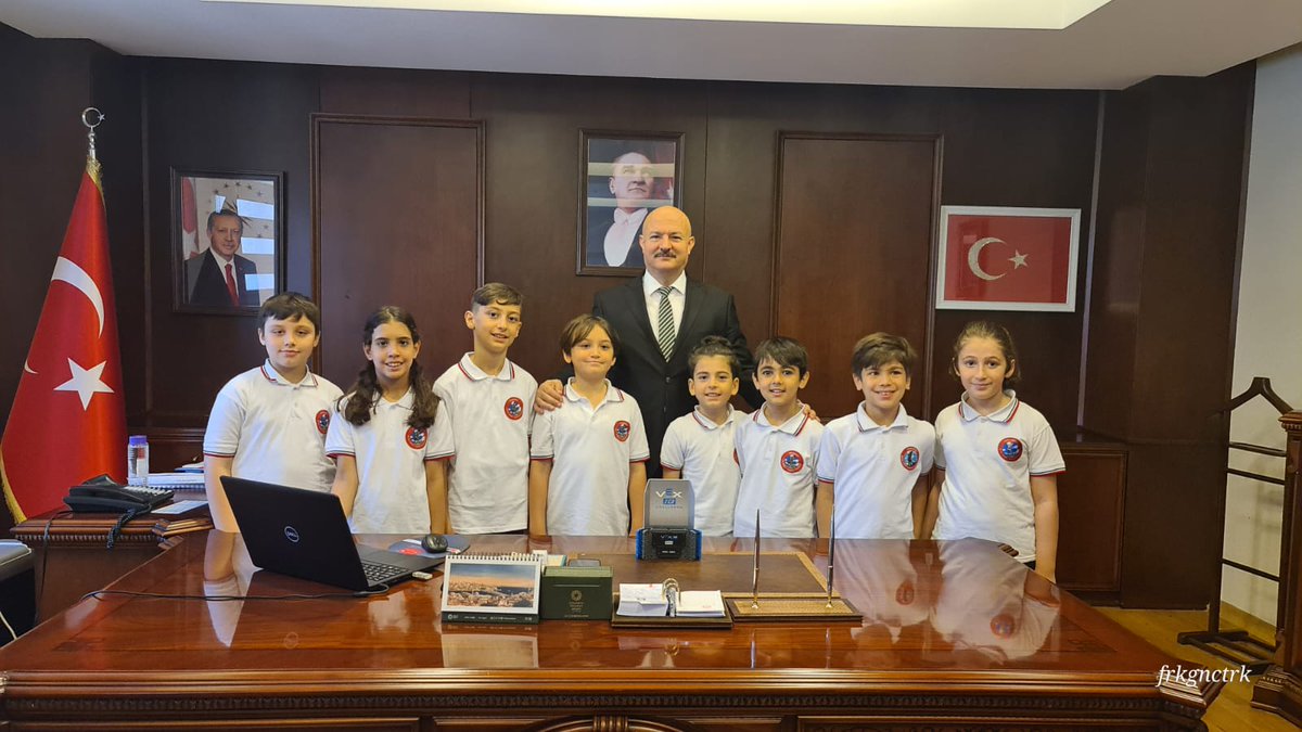 20-21 Ocak tarihinde Andora’da katıldığı VEX-IQ Robotik Kodlama yarışmasında 20 okul arasından 4. olarak ülkemizi gururlandıran 50. Yıl Ahmet Merter İlkokulu Robotik Kodlama Takımı 23 Mart tarihinde Çanakkale’de düzenlenen VEX-IQ yarışmasında da 3. oldu.