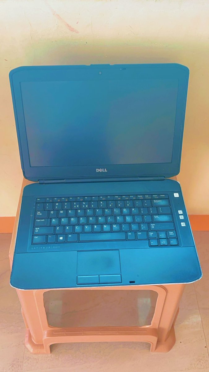 This was my first laptop, which I bought second-hand in 2019 for bug hunting.

It holds a special place in my heart because it's where my bug hunting journey truly began.

#bughunting #cybersecurity