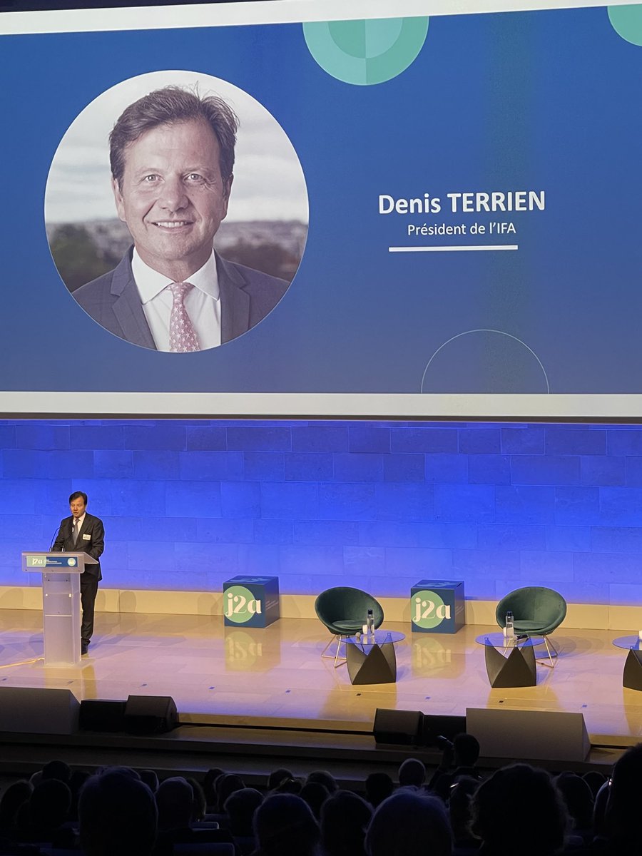 .⁦<a href="/denis_terrien/">Denis Terrien</a>⁩ Pt ⁦@IFA_asso⁩ introduit la journée des Administrateurs #GOJ2A2024 sur le thème « Gouvernance et transitions » devant plus de 500 administratrices et administrateurs de tous types d’organisations #gouvernance #AG