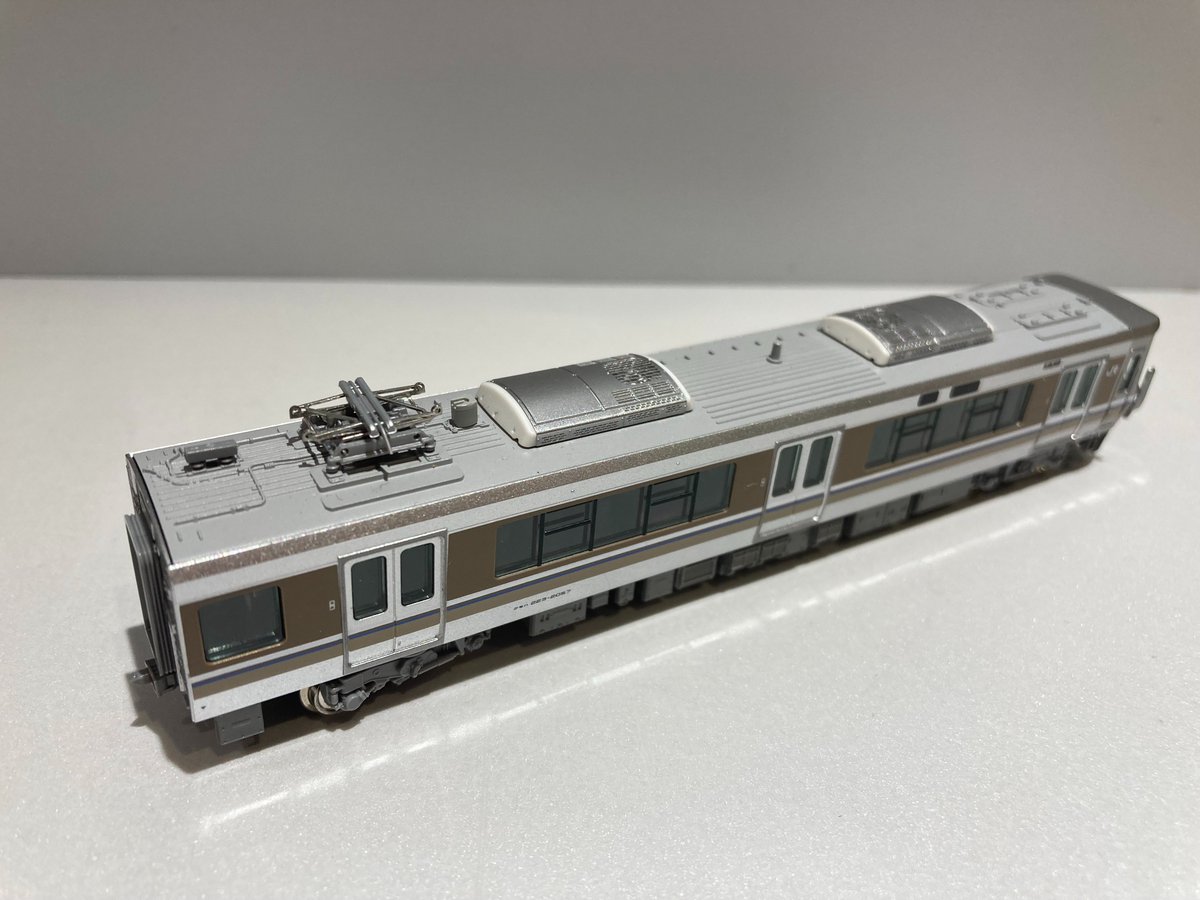 スタッフのおすすめ】 明日5/31(金)発売の227系1000番台避雷器のご紹介