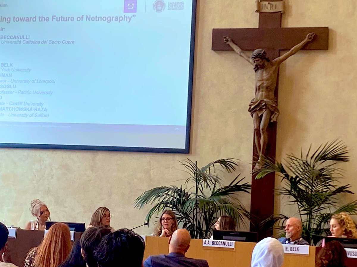 <a href="/RachAshman/">Rachel Ashman</a> “let participants speak to the data and get to know them”. This can provide rich insights and strong research connections for future projects #NETNOCON24