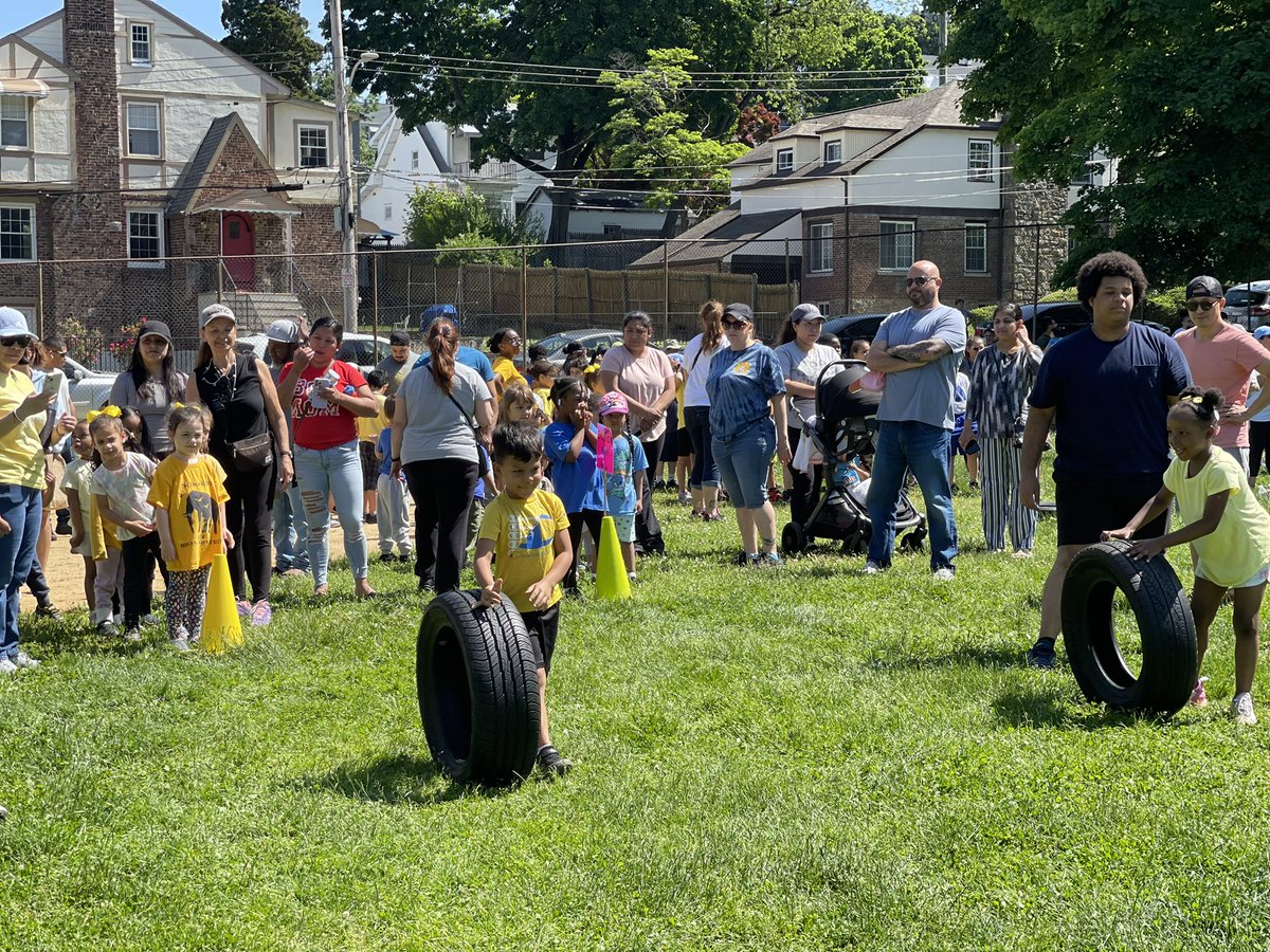 Dr. Vanessa A. Vásquez (@drvvasquez) on Twitter photo Field Day for <a href="/school16yonkers/">School 16 YPS</a> students, families, & staff enjoyed the day filled with music and games! Thank you Coach Angiolillo & Coach Ryan for a fantastic day. <a href="/YonkersSchools/">Yonkers Public Schools</a> <a href="/AnibalSolerJr/">Aníbal Soler, Jr.</a> <a href="/DrF_Hernandez/">Dr. Frank O. Hernández</a> Field Day for <a href="/school16yonkers/">School 16 YPS</a> students, families, & staff enjoyed the day filled with music and games! Thank you Coach Angiolillo & Coach Ryan for a fantastic day. <a href="/YonkersSchools/">Yonkers Public Schools</a> <a href="/AnibalSolerJr/">Aníbal Soler, Jr.</a> <a href="/DrF_Hernandez/">Dr. Frank O. Hernández</a>