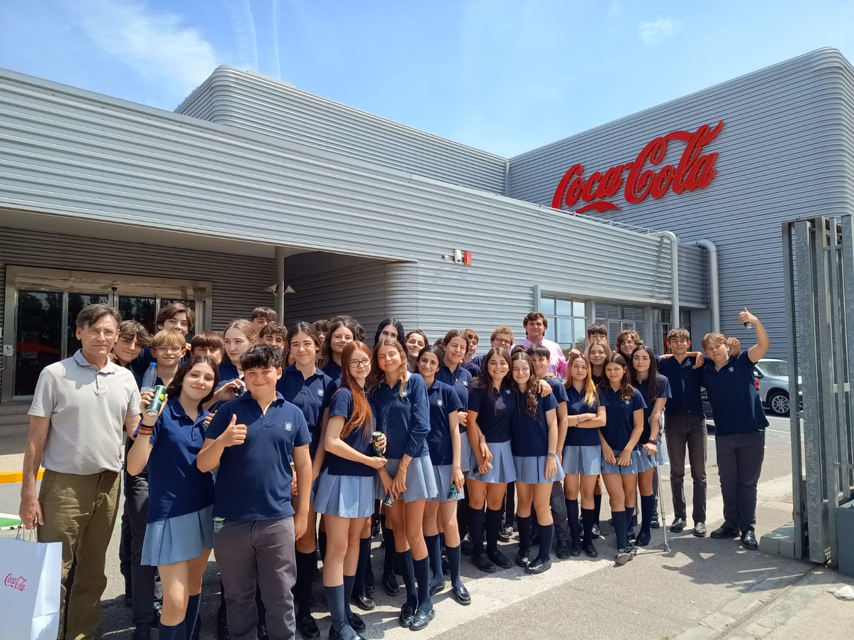 Edelweiss School (@edelweisschool) on Twitter photo #2ESO en la #visitacocacolavalencia.
A propósito del famoso concurso de redacción. ¡Gracias por la invitación <a href="/CocaColaEP_es/">Coca-Cola EP Iberia</a> ! #2ESO en la #visitacocacolavalencia.
A propósito del famoso concurso de redacción. ¡Gracias por la invitación <a href="/CocaColaEP_es/">Coca-Cola EP Iberia</a> !
