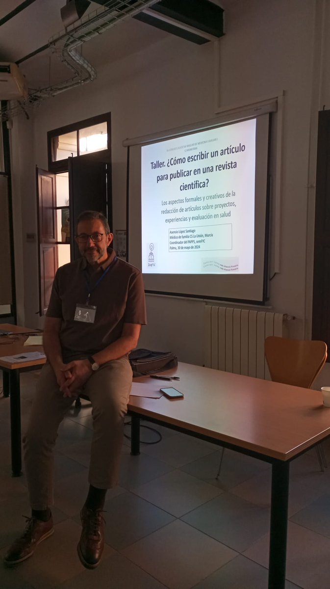 ➡️ Taller Cómo escribir un artículo para publicar en una revista científica.

El 🚢#5congresIbamfic🩺 potencia la investigación en Atención Primaria!

👨‍⚕️Con el médico de familia y comunitaria Asensio López, miembro de la junta permanente de <a href="/semfyc/">semFYC</a>