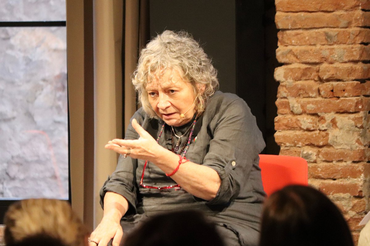 ICIPeace's tweet photo. Quina sort haver pogut escoltar i conversar amb #RitaSegato sobre els vincles entre #feminisme i #pau aquests dies a Barcelona. 

Acte molt potent aquest dimecres amb participació d'@alba_alfageme_ @Laia_Serra_ i Miquel Missé.

📹Recupera'l aquí: https://t.co/CxFjZWSmZQ https://t.co/67STugm3pN