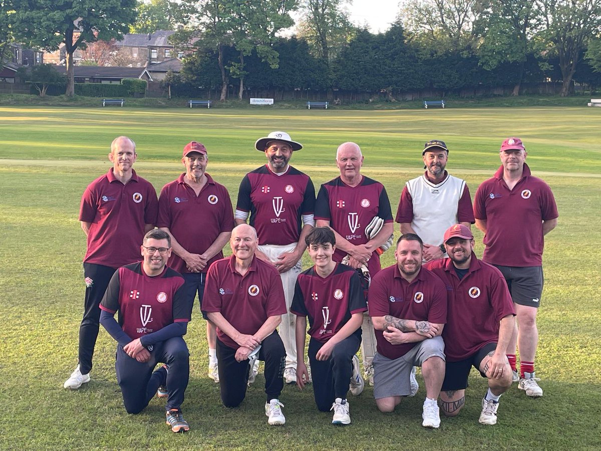 Thursday (tonight) 6pm
🏏 Big 20/20 game at the Castle tonight 🏏
Tonge Tavs v Tonge U18s
Old uns v The young uns
Who will claim the bringing rights........
Bar open 🍻