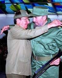 Fidel sobre Raúl: “Es para mí un privilegio que, además de un extraordinario revolucionario, sea un hermano”. #RaulEsRaul