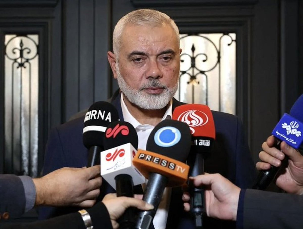 Le chef du #Hamas Ismaïl Haniyeh, appelle à la libération immédiate de l'otage Degoluu 'retenu par Braun-Pivoine la mécréante'.