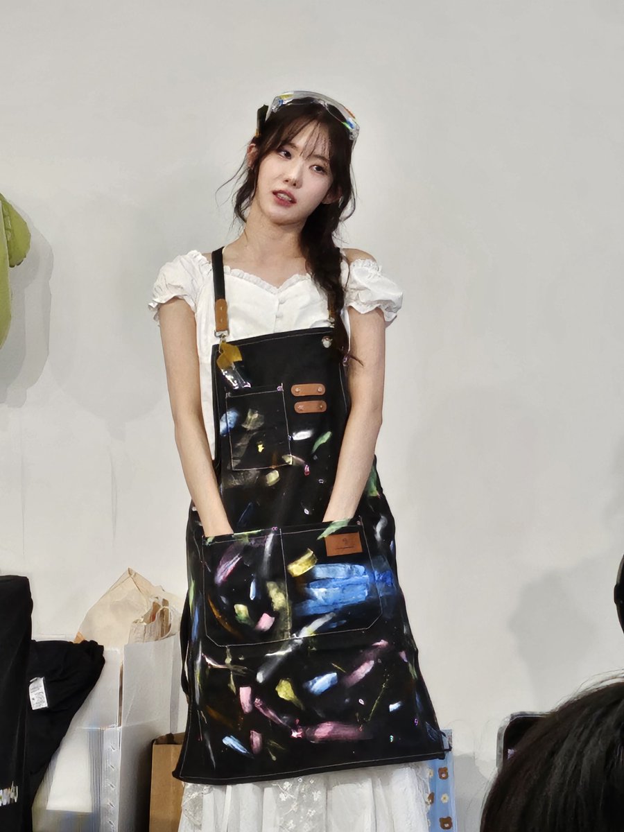 240530 
오늘 너무 좋아요

폰카는 슬픕니다🤣🤣