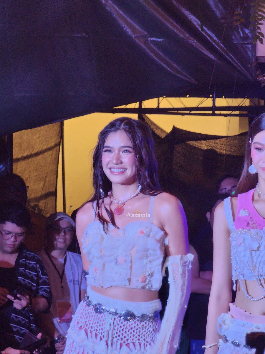 iahsgf's tweet photo. YUNG SMILE TALAGA PLS ANG GANDA GANDA MO AIAH ARCETA 😭🤍 https://t.co/NuQ8WXEjIu