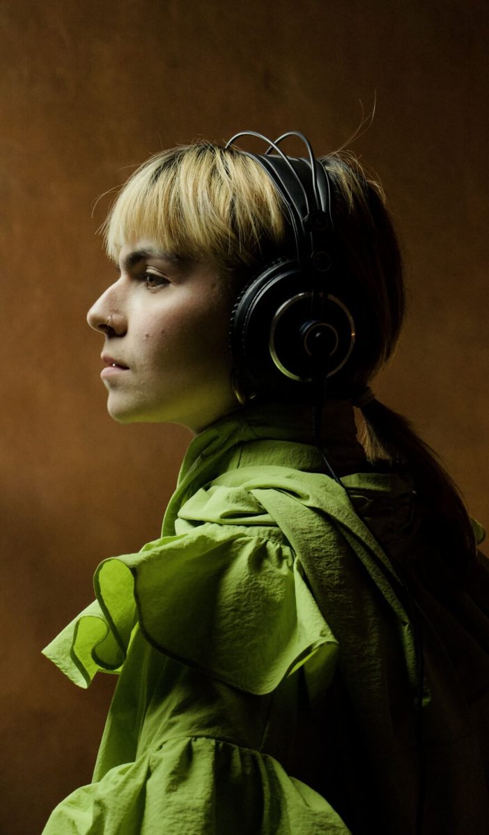 ‘I Jazz Want My G Back’ es lo nuevo de VEN'NUS <a href="/vennusauri/">Ven’nus i/o Valèria</a>, convertido en una livessesion. Ya puedes verla y leer la entrevista aquí: vein.es/vennus-post-mu…