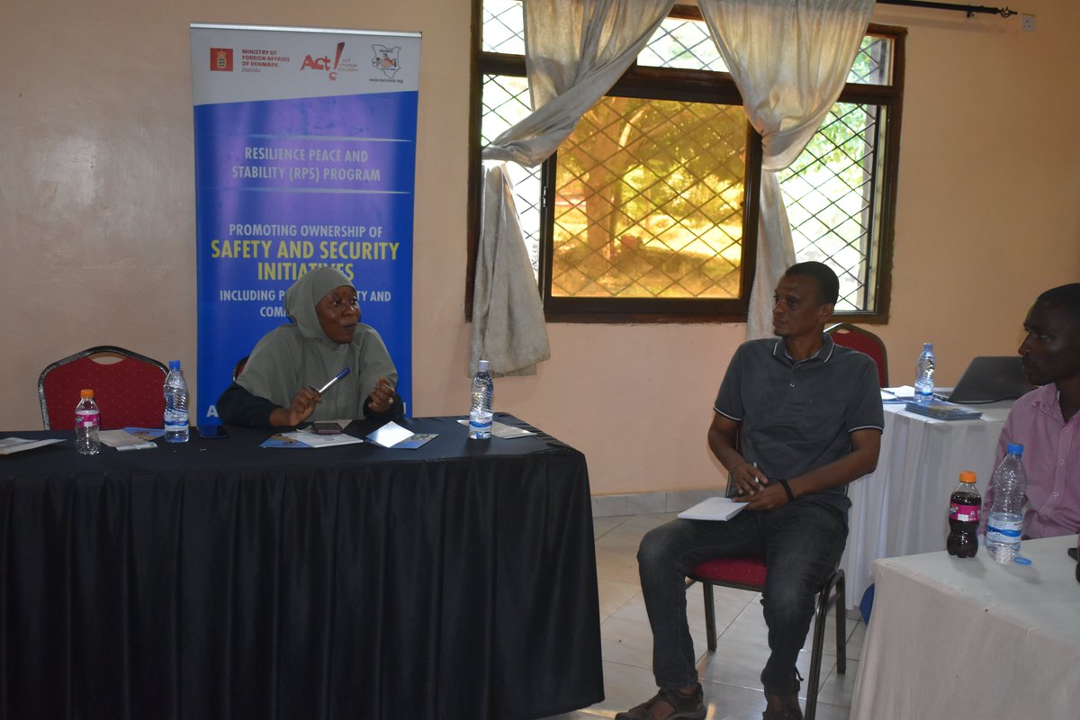 HRDs & CSOs pointed out inadequacy in state agencies including lack of consideration 4 human rights. Lack of awareness on mandates of oversight agencies contribute to little reporting of incidences by the public in @kwalecounty #Fichua via 0800722293 @denmarkinkenya @tendasasa