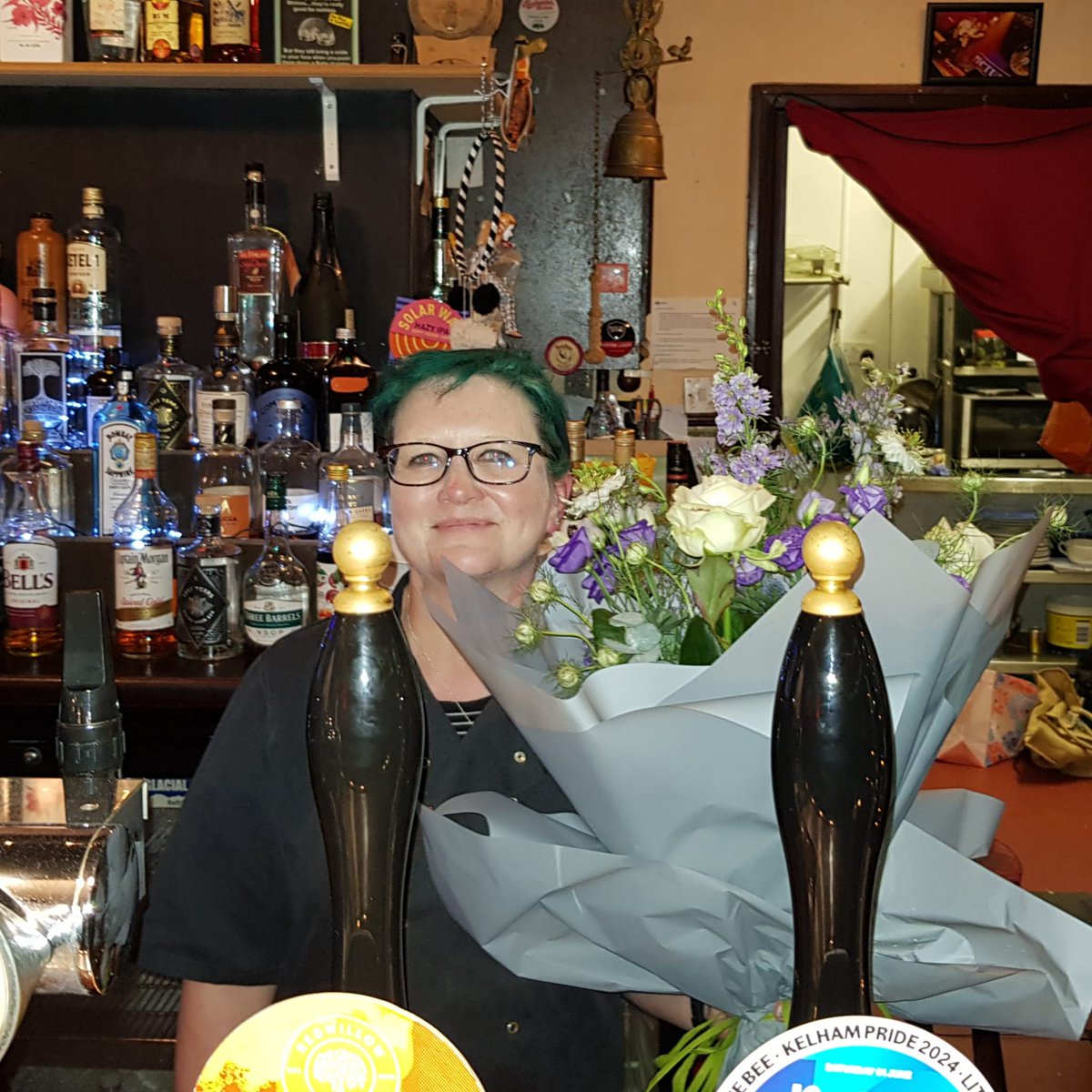 Sheffield GC Network has a lot to thank this woman for. @harlequinpub has been our natural home since our inception, but move on to pastures new we must. We wish the wonderful landlady all the very best in her new ventures, researching all things cutlery. Keeping it Sheffield!