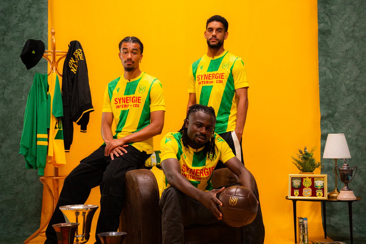 Saintetixx's tweet photo. Très heureux et très fier d'avoir accompagné le FC Nantes pour la création de son nouveau maillot domicile. Un maillot qui allie héritage et modernité 🔰
Merci beaucoup @FCNantes pour l'opportunité incroyable 💛💚 https://t.co/jaHhCHkxIE