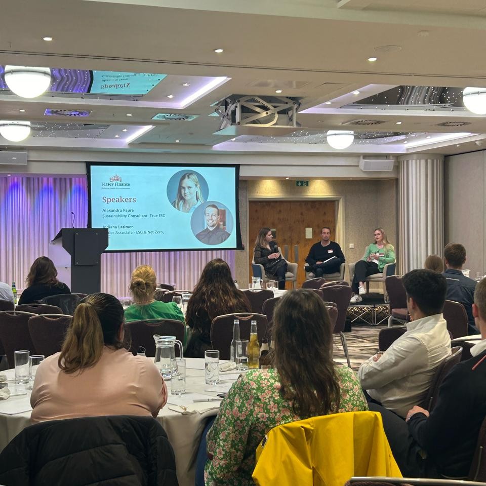 jerseyfinance's tweet photo. We had an amazing Future Connect event on sustainable finance! ππΌ Thanks to Indiana Latimer (PwC) & Alex Faure (True Ltd.) for their insights.
Read the full write up on the event on our website: https://t.co/NXYpBaVl1B
#FutureConnect #SustainableFinance #ESG https://t.co/gaMVo4XUyA