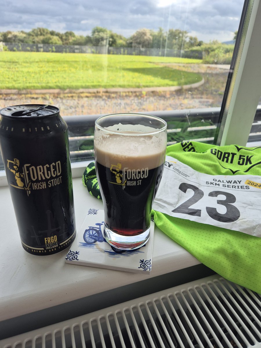 Galway 5km series completed 6 weeks of running and last race I finally get down to 19:48 minutes personal  best🏃‍♂️🙏

Few @ForgedStout to celebrate 🥳 

@TheNotoriousMMA

#running