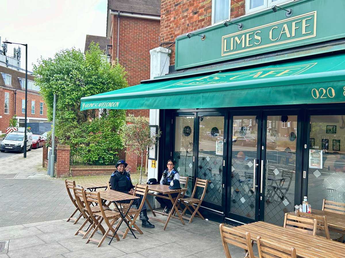 MPSGrangeYE's tweet photo. A reminder to our residents that @MPSGrangeYE SNT Ward Officers are at @Limes Café, 884 Green Lanes, N21 2AB  right now (30/5/23) from 11am until 12pm for a Community Contact Session... so please come down and see us for a chat!!
#CommunityContactSession https://t.co/7CfzklOshJ