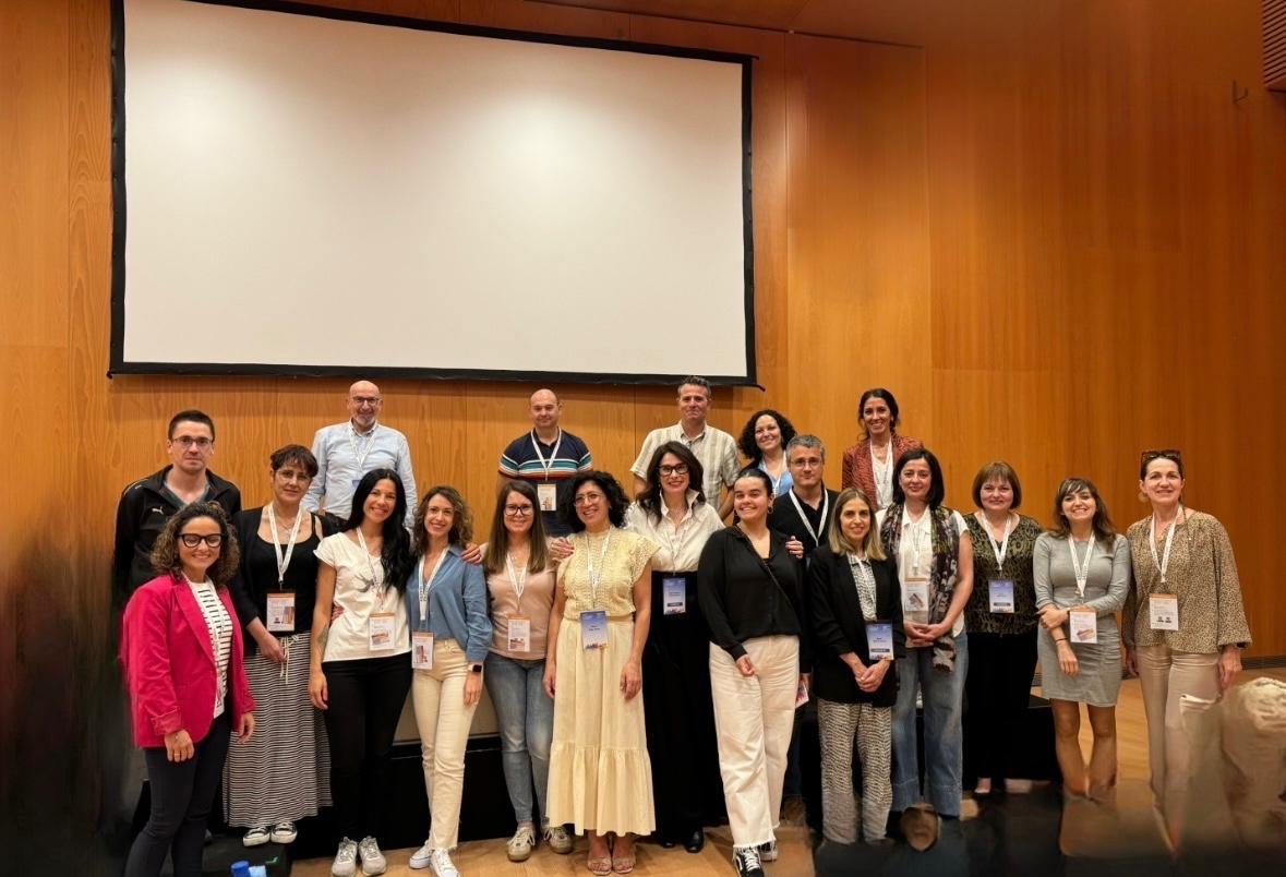 🤳Con esta foto de familia finaliza este curso precongreso en la sala Luneta de @baluarte. El taller también ha sido impartido por Charo Pérez, coordinadora hospitalaria de trasplantes del H.U. Basurto de #Bilbao (@OSIBilbaoBasurt) ¡Damos las gracias a todos los asistentes!