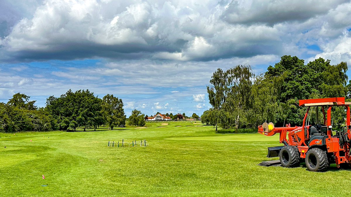 Final touches to the new @Hunter_Ind Irrigation System @LinksGolfClub18 Installed by @irrigationwater New Pilot Control System and TTS800 series rotors. All supplied by @KARUK_LTD #HunterGolf #Irrigation #Golf