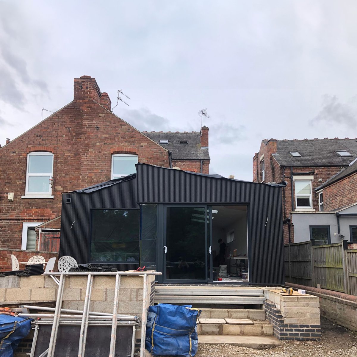 Am2Architects's tweet photo. We love keeping you involved throughout the build process! Here's a progress shot of our rear/side extension project in #WestBridgford. Huge congratulations to all the amazing team for their fantastic work!

#extension #architect  #homeimprovement #dontmoveimprove #construction https://t.co/ecAUnyjt9n