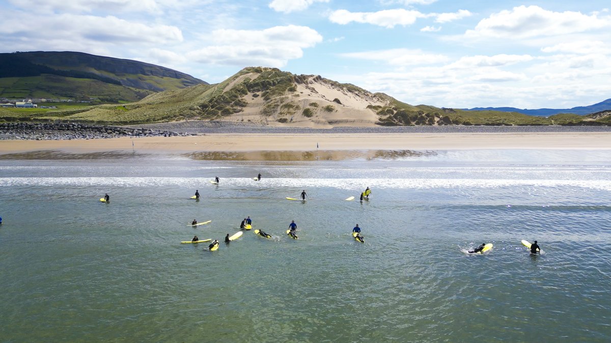 We welcome @StrandhillSurf to choosesligo. Located in the beautiful seaside town of Strandhill, Strandhill Surf School are located in a great premise right at the beachfront providing you with easy access to the stunning beach choosesligo.com/strandhill-sur… #choosesligo