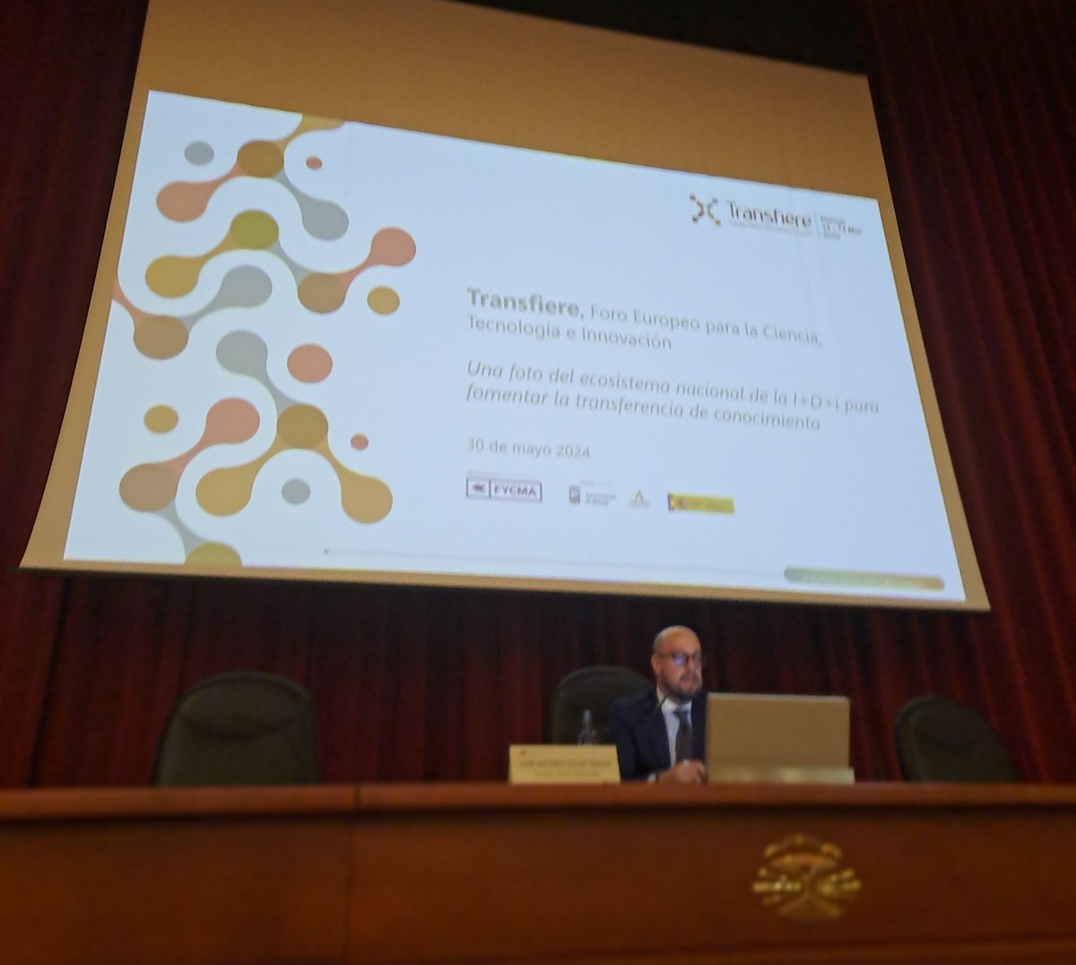 José Antonio Colón de <a href="/malaga/">Ciudad de Málaga</a> y  en representación de <a href="/ForoTransfiere/">Foro Transfiere</a> , nos presenta, en las #jornadas2024 de <a href="/RedOTRI/">RedOTRI</a> , los principales hitos e indicadores conseguidos en la edición 2024 así como las principales líneas estratégicas de la edición del 2025.