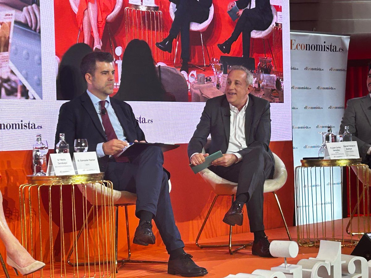 avoristravel's tweet photo. “Somos un sector muy intenso en tecnología desde hace muchos años, esto nos ha ayudado a abrir mercados y a aplicar patrones de consumo”, ha declarado Juan Carlos González durante la tertulia. #SomosÁvoris https://t.co/RKco1JBHBc