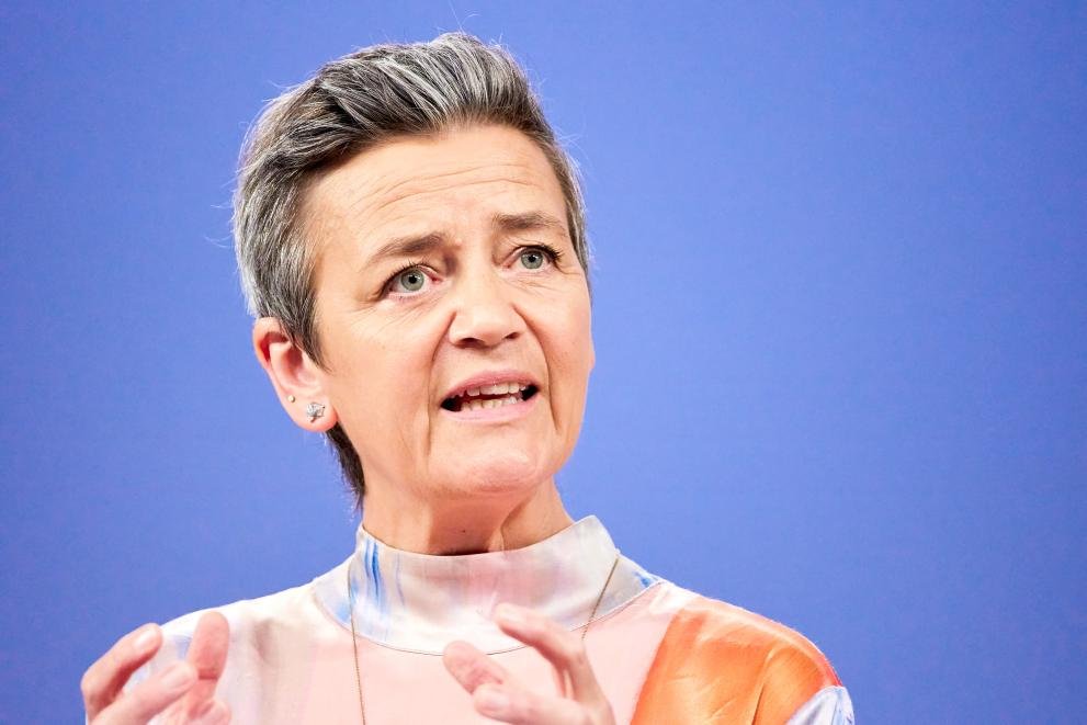 Domani @vestager sarà a Catania per visitare il nuovo impianto di produzione di semiconduttori di STMicroelectronics.

Alle 12 conferenza stampa con il Ministro @adolfo_urso, il Sindaco Trentino e il Prefetto Librizzi.

Per accreditarsi scrivere a: st.ufficiostampa@st.com