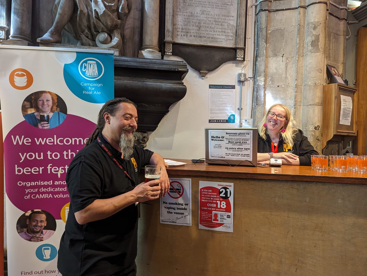 All set for day two of the 37th Colchester Real Ale and Cider Festival.

Our smiling volunteers are ready to welcome you in so you can enjoy what's on offer at @ColchesterArts. Doors open at 12pm.

@CAMRA_Official @two_brew #Colchester #BeerFestival #ColSAF37 #RealAle #RealCider