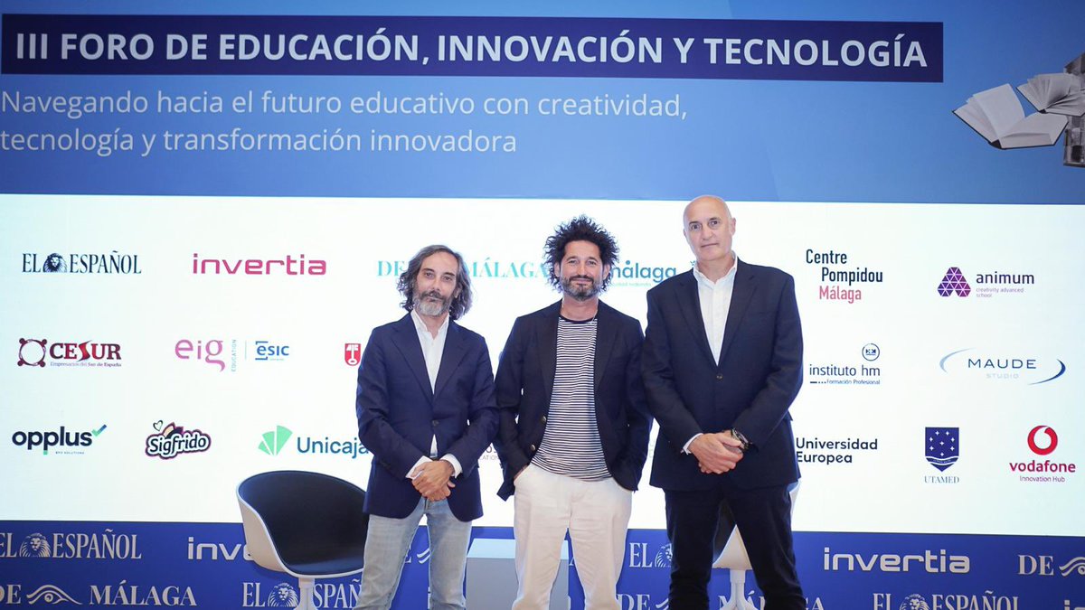 Ayer tuvimos la oportunidad de estar en el III Foro de Educación, Innovación y Tecnología donde participaron más de 30 ponentes y en el que nuestro presidente Paco Ávila hizo una presentación sobre la Universidad Tecnológica Atlántico Mediterráneo (UTAMED)