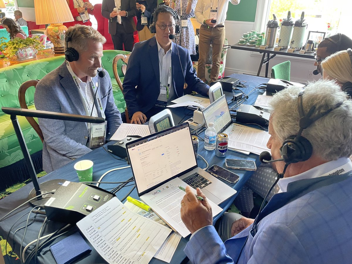 Right NOW on WJR.com, @michiganstateu President Kevin Guskiewicz & @UMich President Santa Ono are talking with @newsGuy760, Lloyd Jackson, @Jamie_Edmonds at the 2024 Mackinac Policy Conference! #MPC24