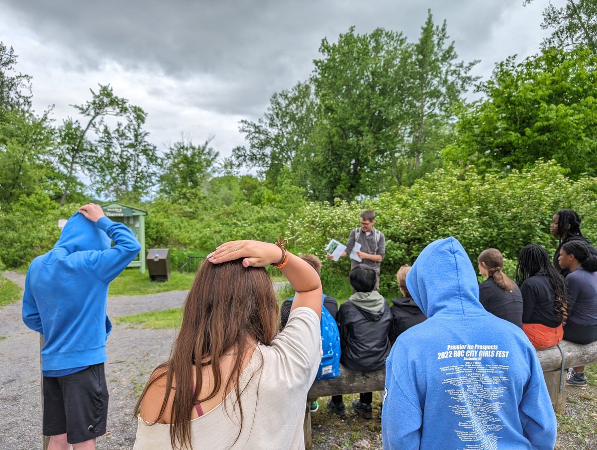 Floriane Lévéder (@florianetsering) on Twitter photo Thks to <a href="/ottriverkeeper/">Ottawa Riverkeeper | Garde-rivière des Outaouais</a> & <a href="/PetrieIsland/">Friends of Petrie</a> , all our <a href="/StPeterOCSB/">St. Peter High School</a>. g8 spent a few hours learning about invasive species, the turtle 🐢 eggs incubation program, cleaning up the shore. <a href="/ocsbindigenous/">OCSB Indigenous Ed</a> gd-mother Irene's teachings were a hit! We loved singing the water song. <a href="/ocsbEco/">ocsbECO</a> Thks to <a href="/ottriverkeeper/">Ottawa Riverkeeper | Garde-rivière des Outaouais</a> & <a href="/PetrieIsland/">Friends of Petrie</a> , all our <a href="/StPeterOCSB/">St. Peter High School</a>. g8 spent a few hours learning about invasive species, the turtle 🐢 eggs incubation program, cleaning up the shore. <a href="/ocsbindigenous/">OCSB Indigenous Ed</a> gd-mother Irene's teachings were a hit! We loved singing the water song. <a href="/ocsbEco/">ocsbECO</a>