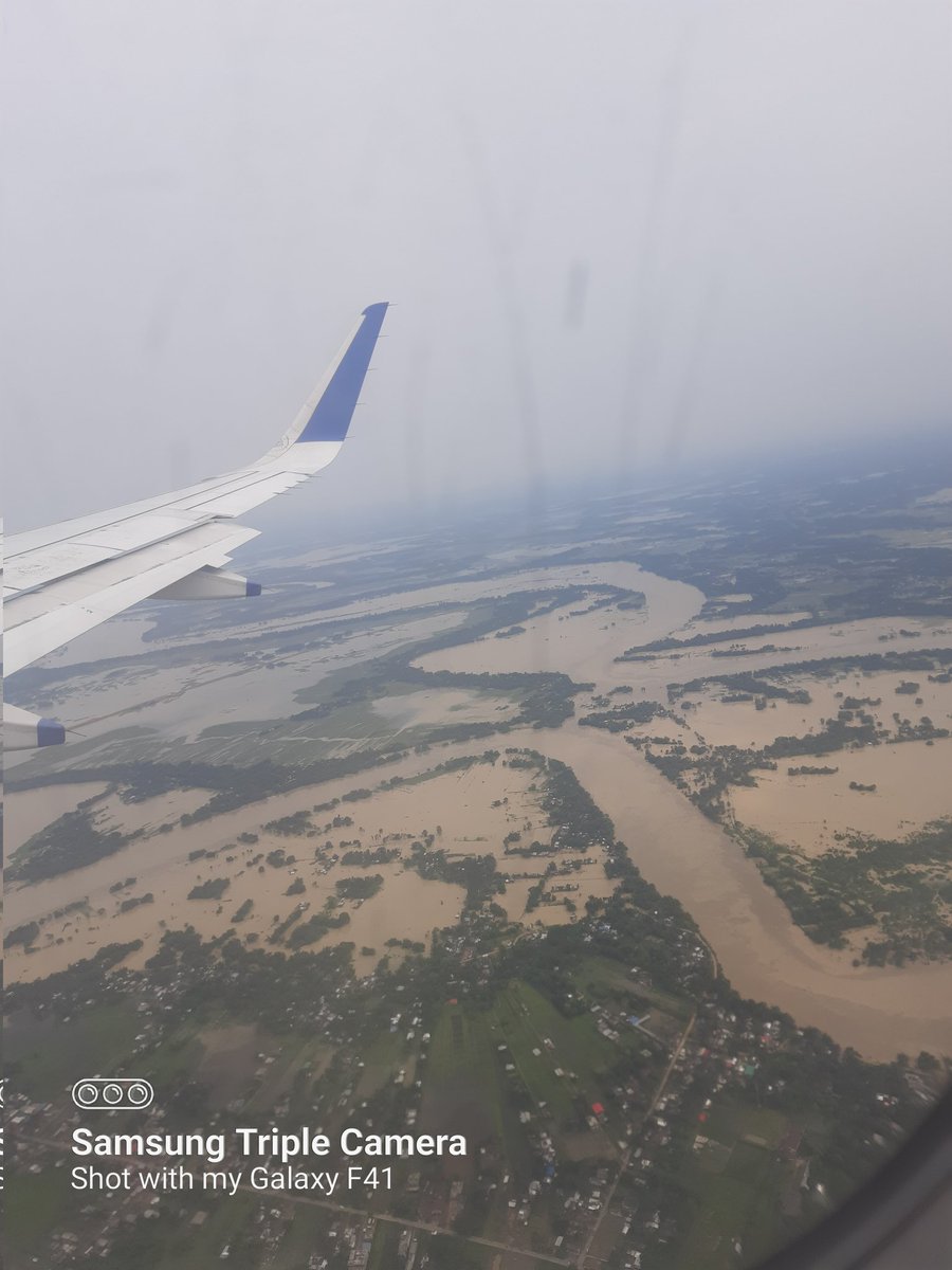 SMCInternee2324's tweet photo. Heavy rainfall continues and the entire region is facing a dire crisis. Transport and communication networks are heavily affected. River Barak is already above danger level and rising. https://t.co/ylUkQzJoaN
