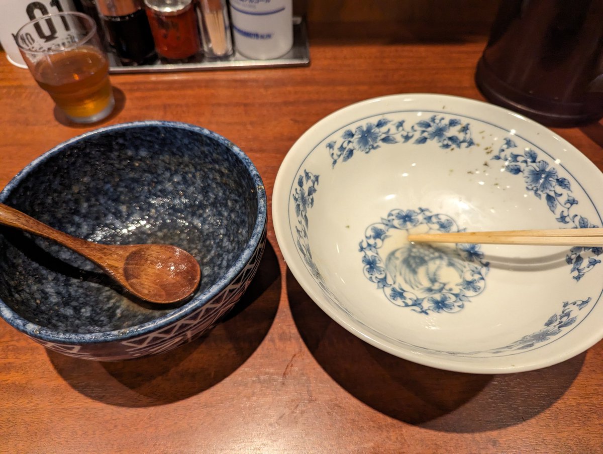 guwe987's tweet photo. #麺活 #特製もりそば #特盛り #熱盛り #720g #ゆず⁡ #魚介豚骨⁡⁡⁡⁡⁡⁡
いろんなお店へ行きつつもここが自分の麺活の原点なのよね⁡
⁡720gをペロリ⁡
⁡おいしくいただきました😚🍜⁡
⁡⁡
⁡夏に向けて新メニューやらないかな？🤔💭(独り言) https://t.co/yCgrGI4L5g