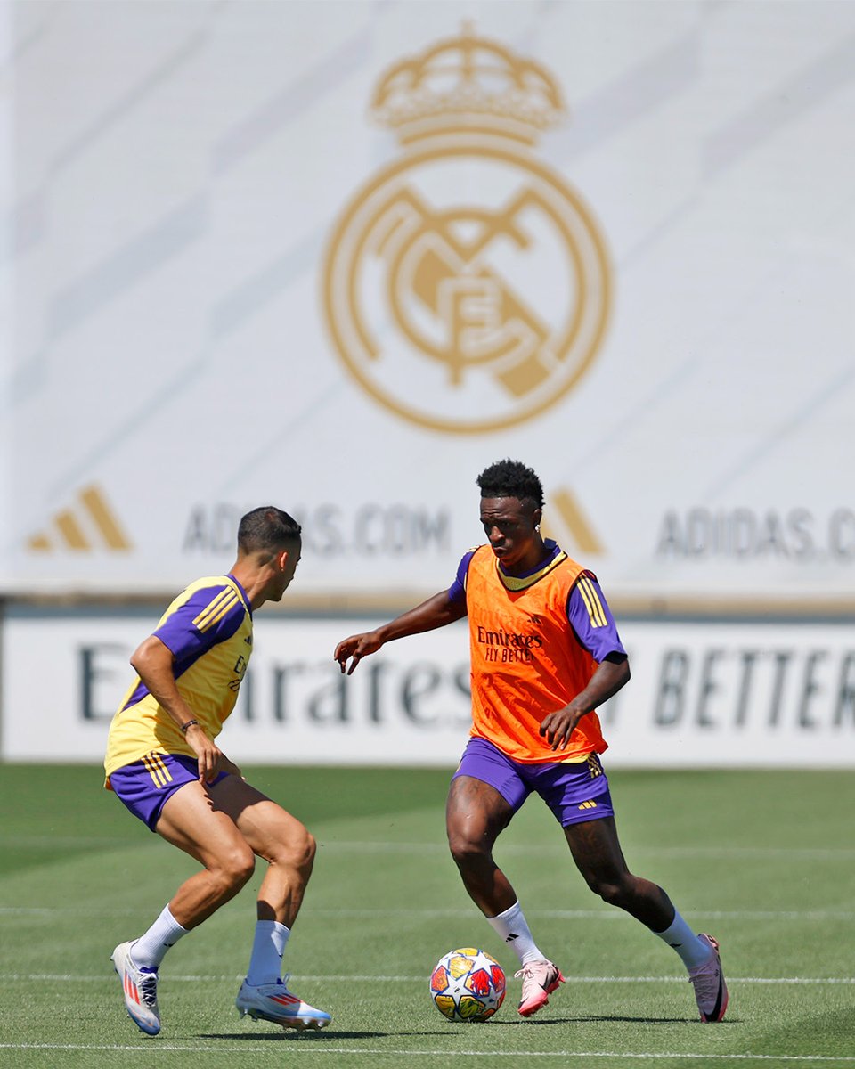 🟡 @Lucasvazquez91 🟠 @vinijr #UCLfinal | #APorLa15