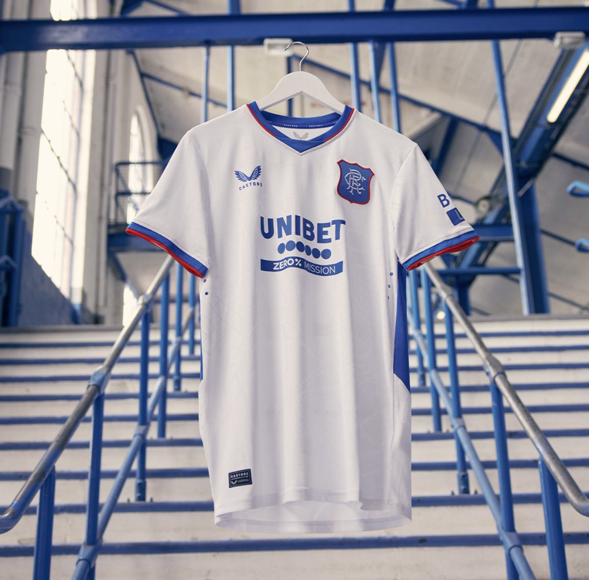 ⭐️ NEW AWAY TOP GIVEAWAY ⭐️ 

The new <a href="/RangersFC/">Rangers Football Club</a> away top is a belter and we’re giving one away.

All you need to do to enter is:

🔵 Like + RT this post
⚪️ Subscribe to our YouTube channel through the link below.

youtube.com/c/ThisIsIbrox?…

Winner announced on Monday 3rd June.