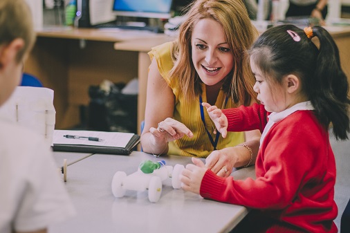 If you are looking for a Teaching Assistant career then check out the fully funded short online course from @cidorilearning here 👉 bit.ly/3xIRhfi

Gain specific skills for working in schools or colleges and achieve nationally recognised qualifications.

#EssexJobs