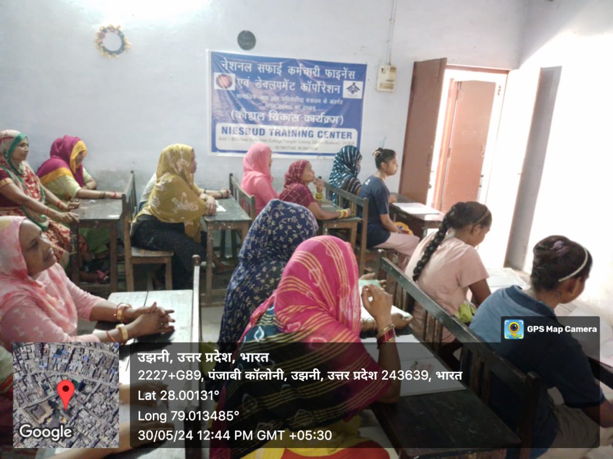 NSKFDC, in partnership with NIESBUD, is organizing a Self-Employed Tailors training program in Ujhani, Uttar Pradesh as part of the NAMASTE scheme. @MSJEGOI @NITIAayog @_saurabhgarg @MD_NSKFDC @pib_MoSJE