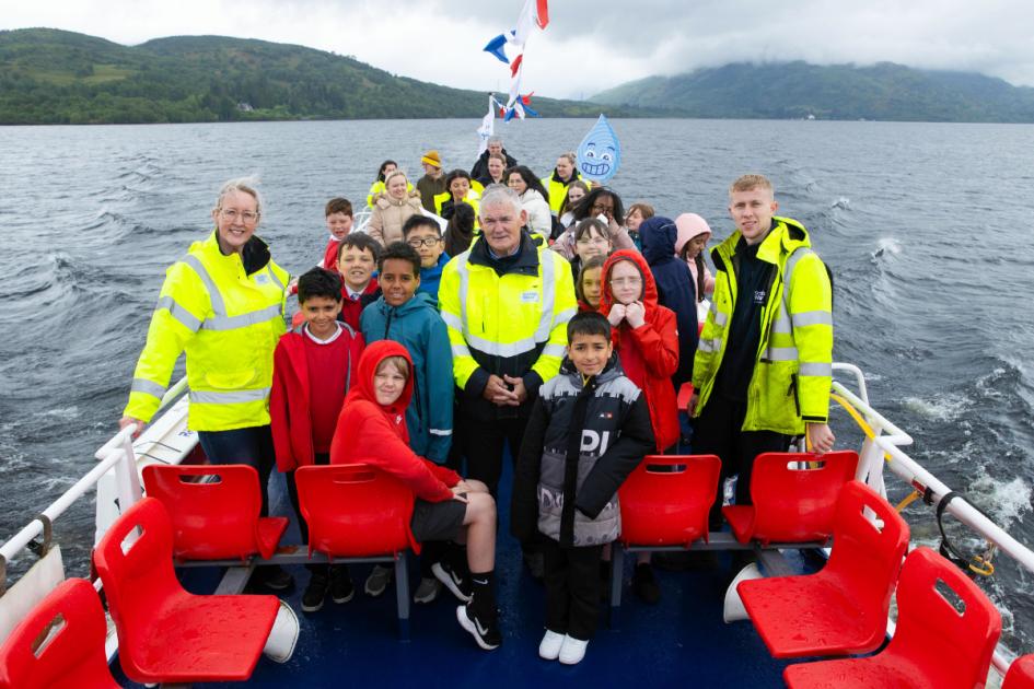 A group of Glasgow schoolchildren helped Scottish Water launch a nationwide education programme. dlvr.it/T7bdhN 👇 Full story