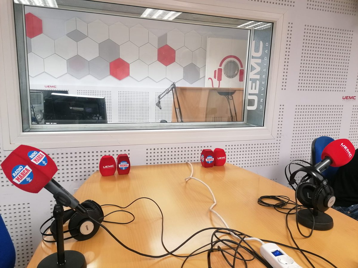 🎙 Desde ya y hasta las 15.00 horas suena nuestro #DMValladolid con @chusrodriguez y @jesus_pucela desde @UEMC 👉 Toda la actualidad del Real Valladolid y del deporte vallisoletano en: 📻 104.0 FM 📱 APP para iOS y Android 💻 radiomarcavalladolid.com