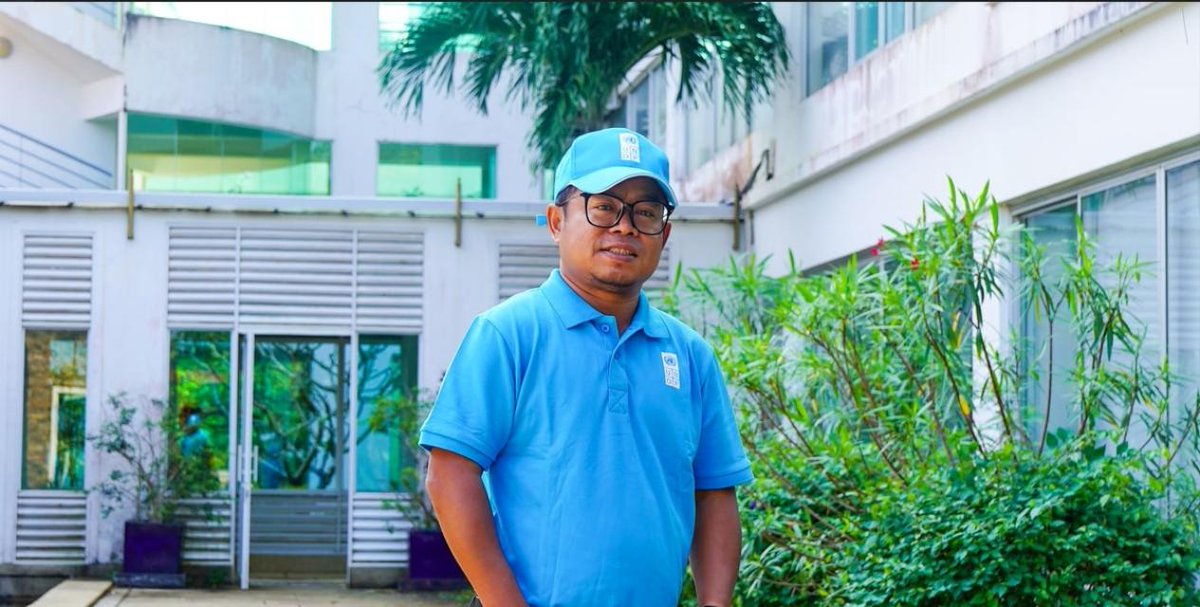 👏@VanndaSlout is a UN Volunteer Technical Project Officer, providing support & guidance on #DisabilityInclusion for projects at @UNDP🇰🇭. 

As a person w/ disabilities himself, he desires to help others with disabilities obtain equal opportunities in edu🔗bit.ly/3yCwJ8t
