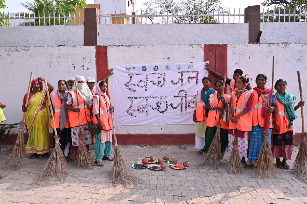 It’s the fifth day of our campaign for #WorldEnvironmentDay2024! Today, a cleanliness drive was held in Ranchi which was a resounding success. It educated participants on efficient water usage and the importance of conserving precious water resources.