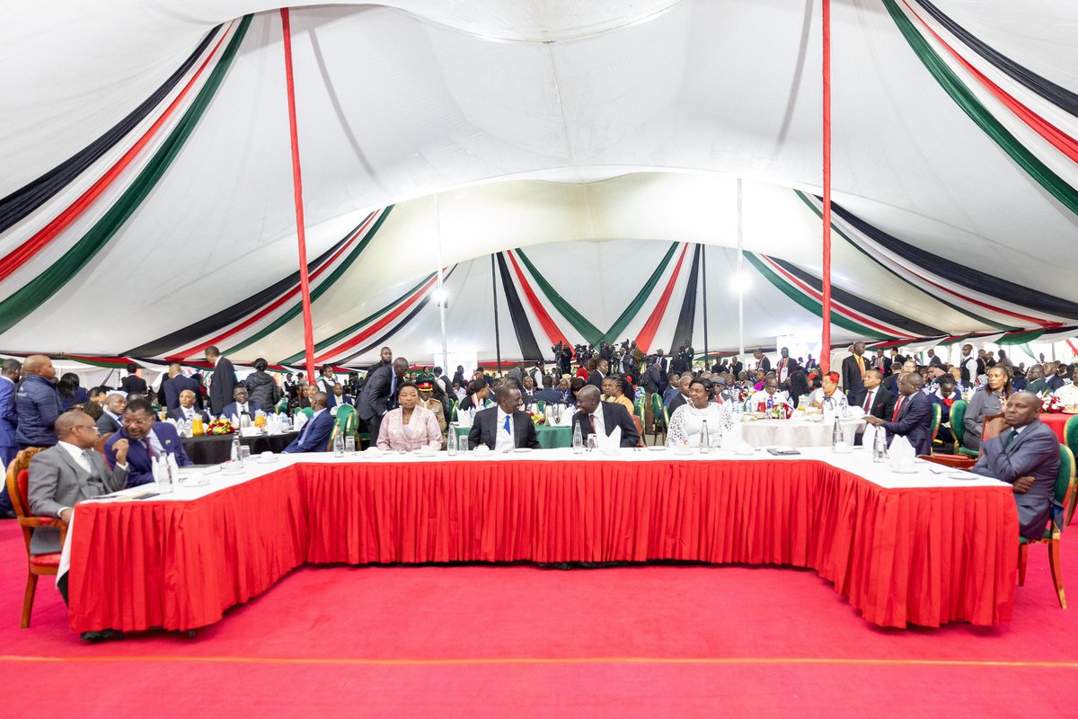 A nation that prays together, stays together!
PS for Social Protection @PS_JosephMotari  joined His Excellency President @WilliamsRuto  Deputy President @rigathi , Cabinet Secretaries, Principal Secretaries, and other leaders at the #NationalPrayerBreakfast at Safari Park Hotel.