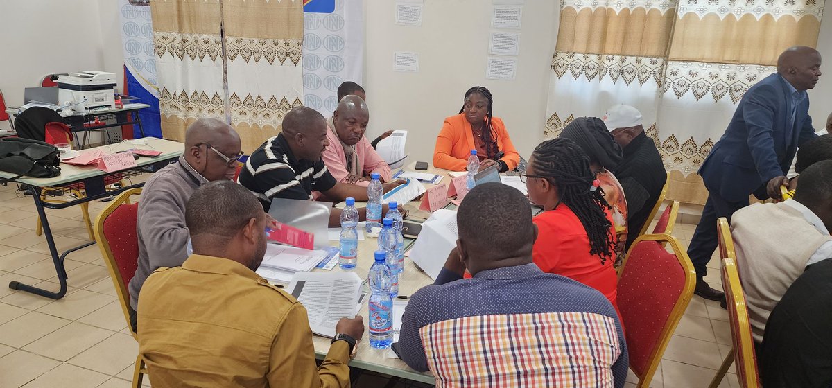 cotecco's tweet photo. L'atelier sur la promotion de pratiques d'entreprises responsables pour la réalisation du travail décent en RDC a réuni à Lubumbashi 43 participants dont 32 hommes et 11 femmes. Ils so issus de 12 entreprises minières, 19 coopératives minières, 4 syndicats, 3 INPP et 2 FEC. https://t.co/RvRCTnYWJQ